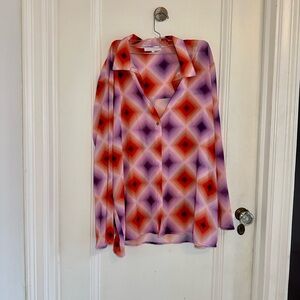 Fun patterned button up shirt